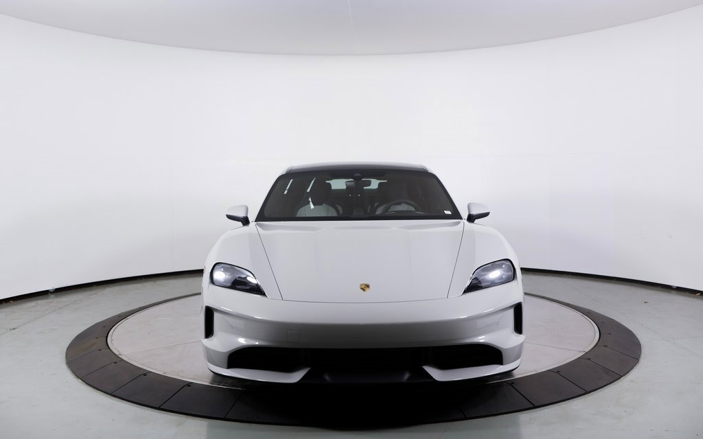New 2025 Porsche Taycan 4S image 23