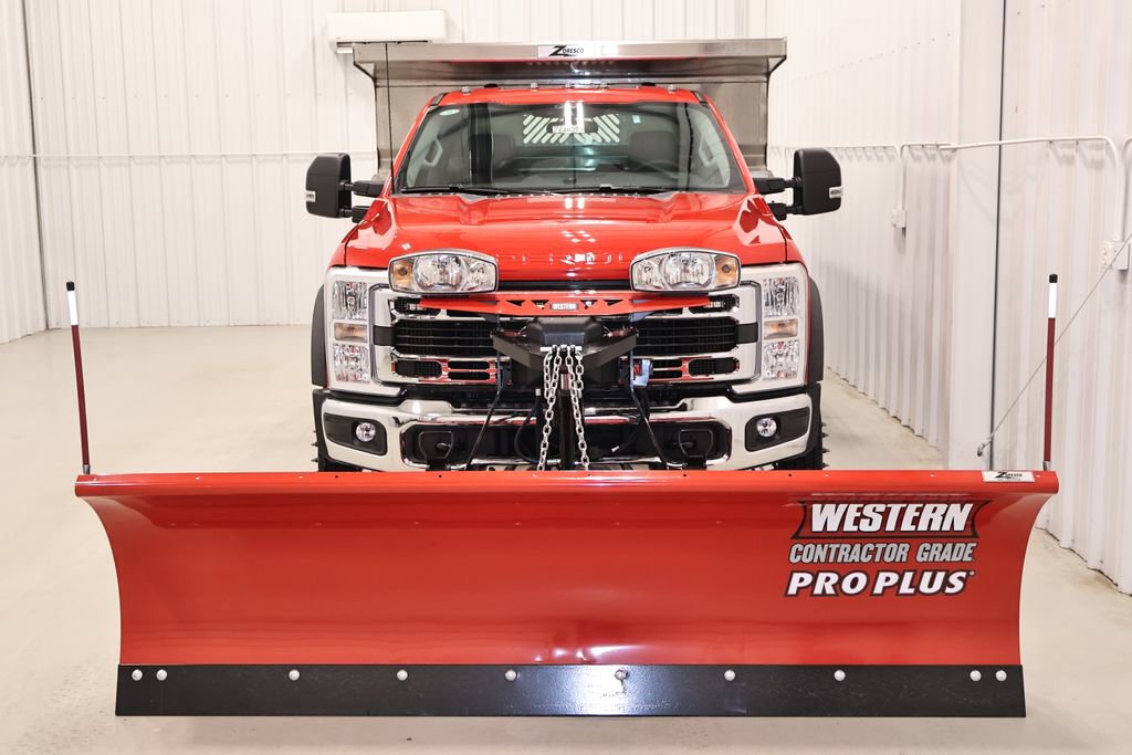 New 2026 Ford F550 4x4 Regular Cab Super Duty image 4