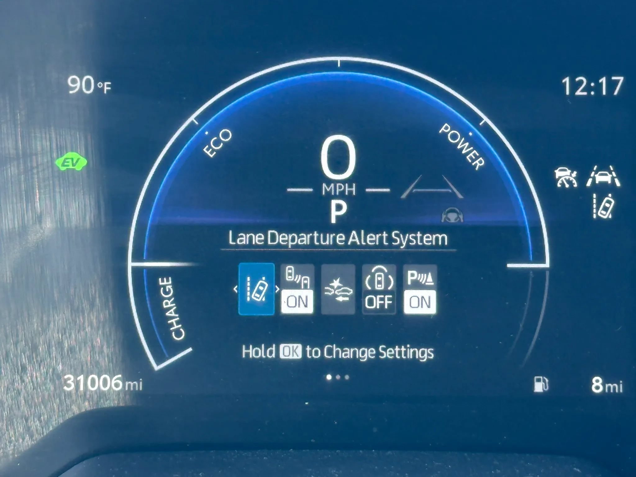 Used 2025 Toyota Corolla Cross AWD Hybrid w/ Convenience Package image 43