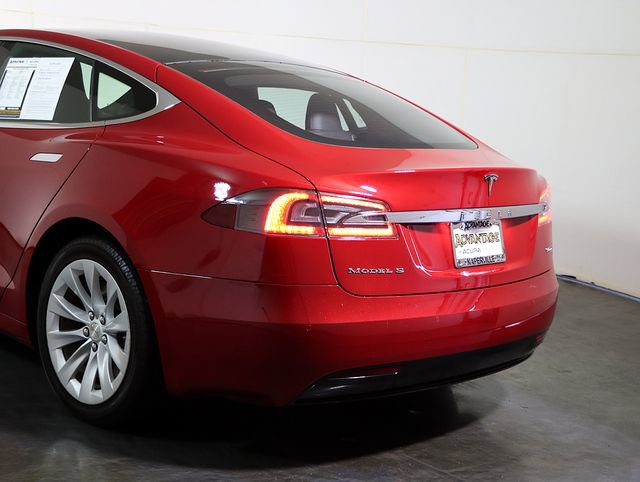 Used 2017 Tesla Model S 90D image 11