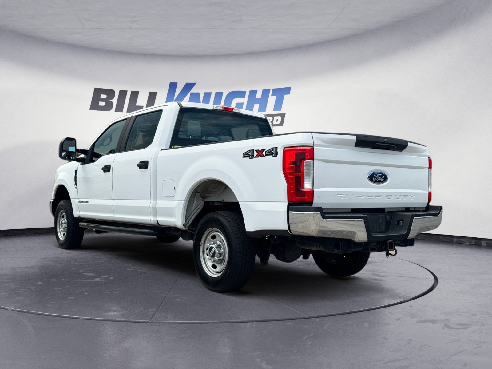 Used 2017 Ford F250 XL w/ XL Value Package AWD/4WD image 3