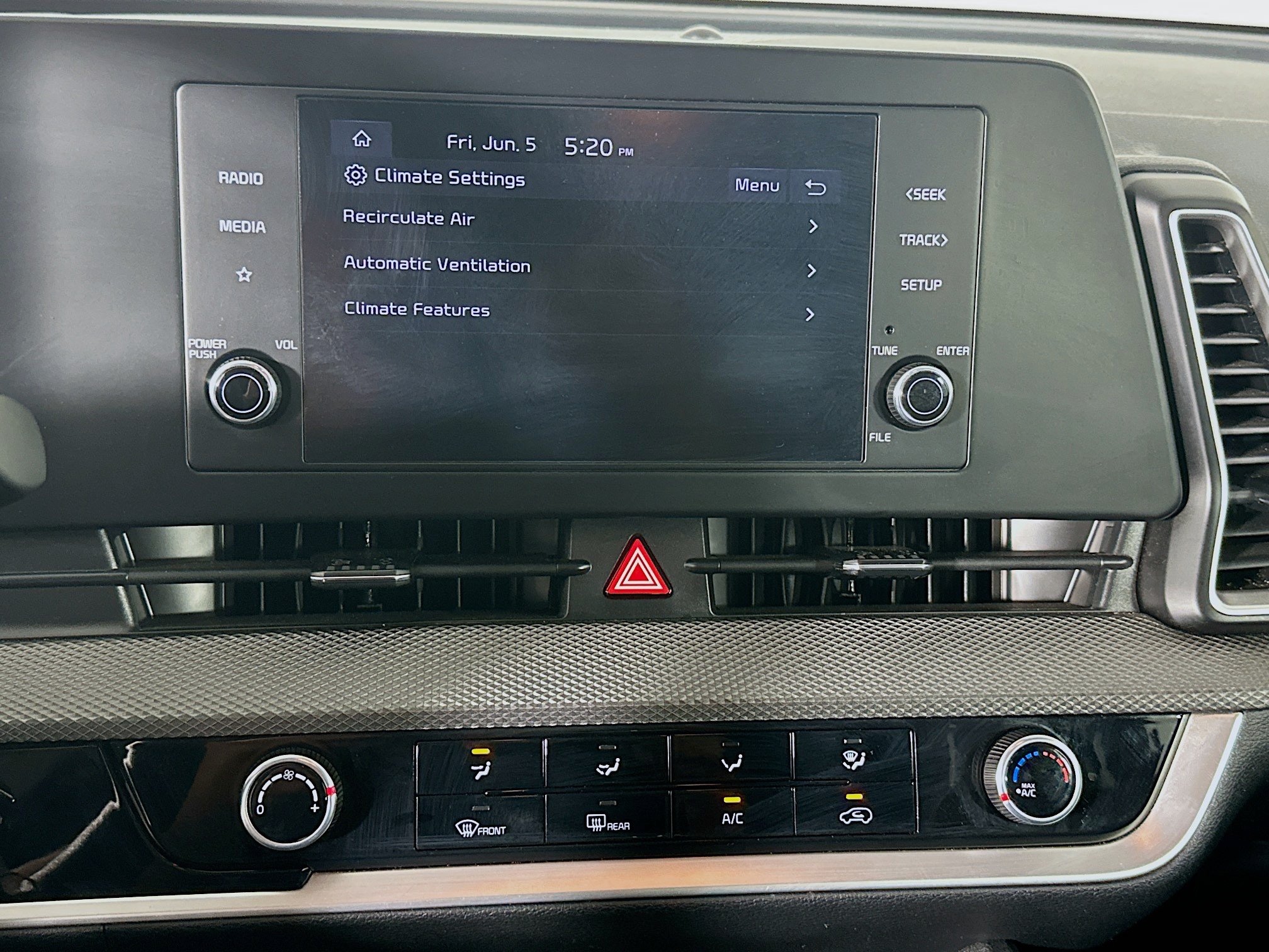 Used 2025 Kia Sportage LX FWD image 22
