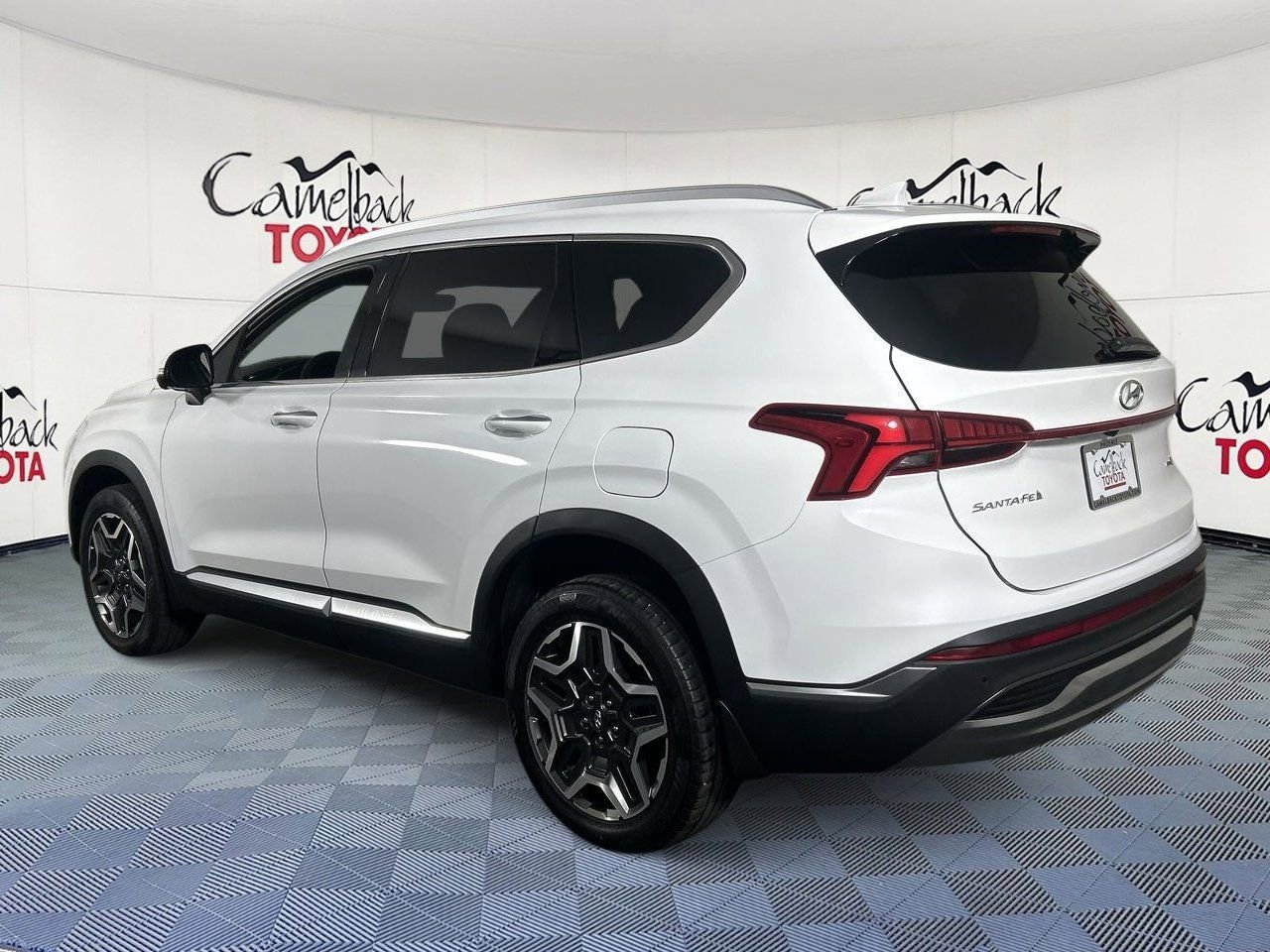 Used 2023 Hyundai Santa Fe SEL Premium AWD/4WD image 5