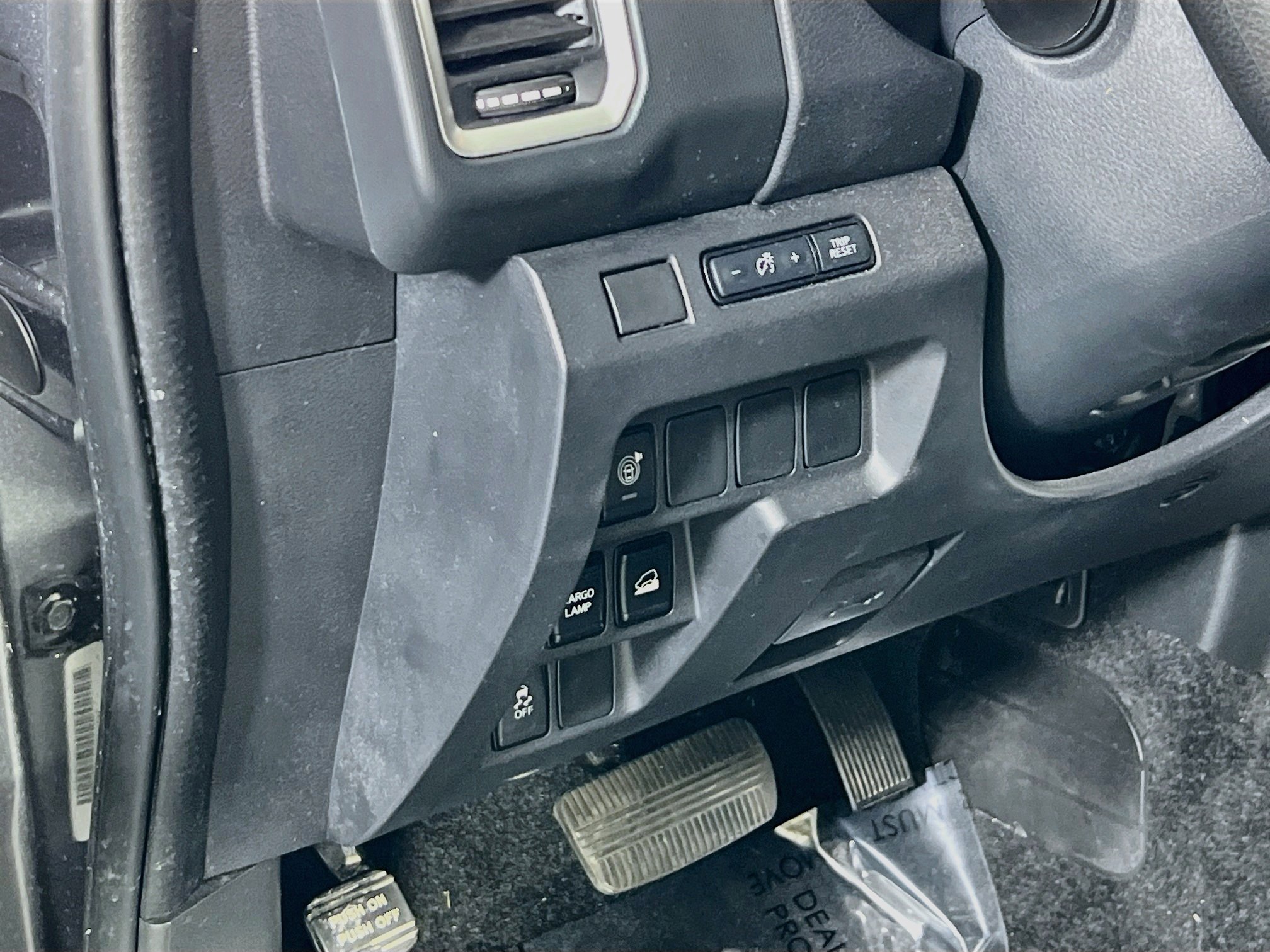 Used 2023 Nissan Frontier SV w/ Technology Package AWD/4WD image 10