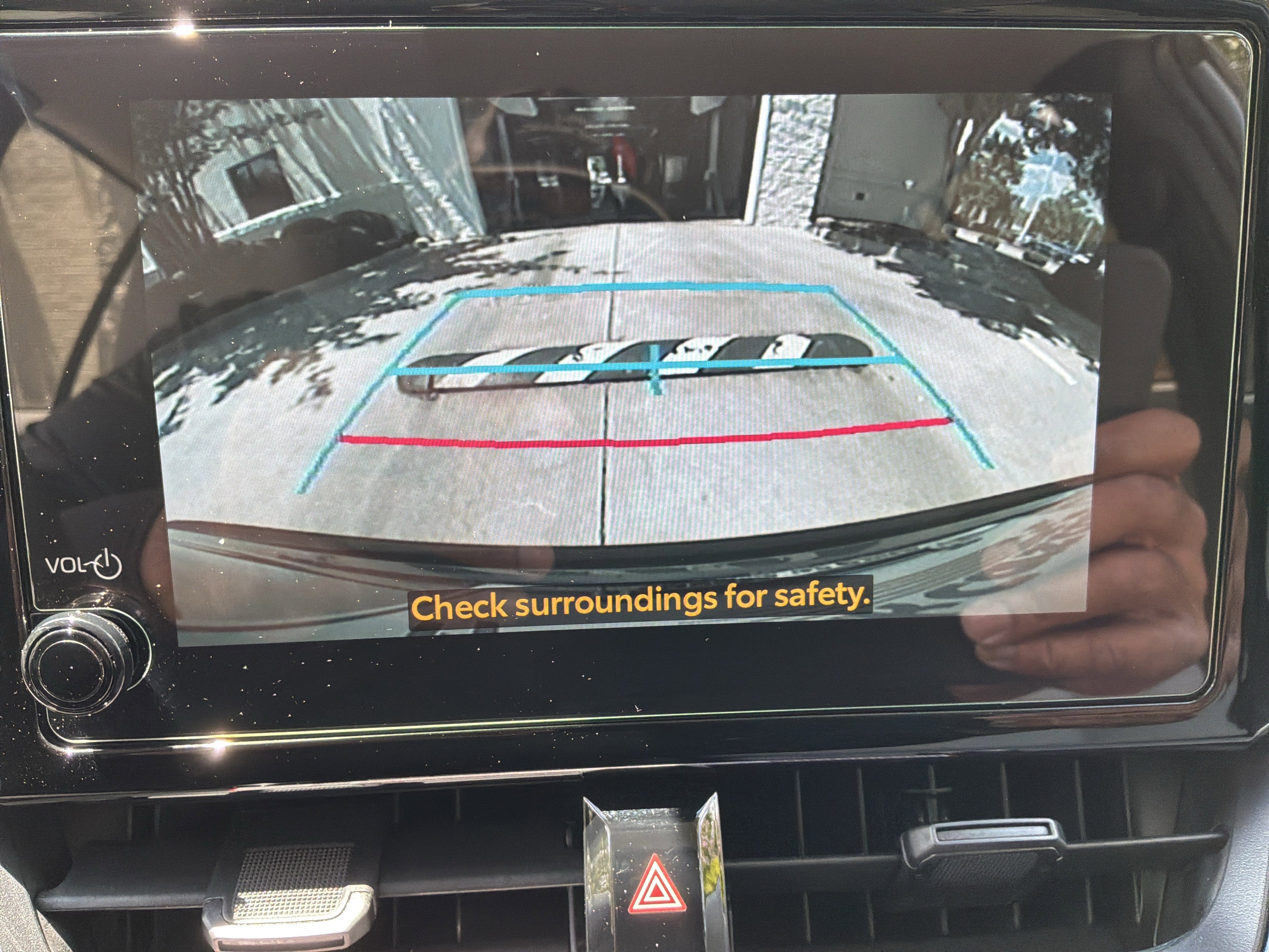 Used 2025 Toyota Corolla Cross LE FWD image 25