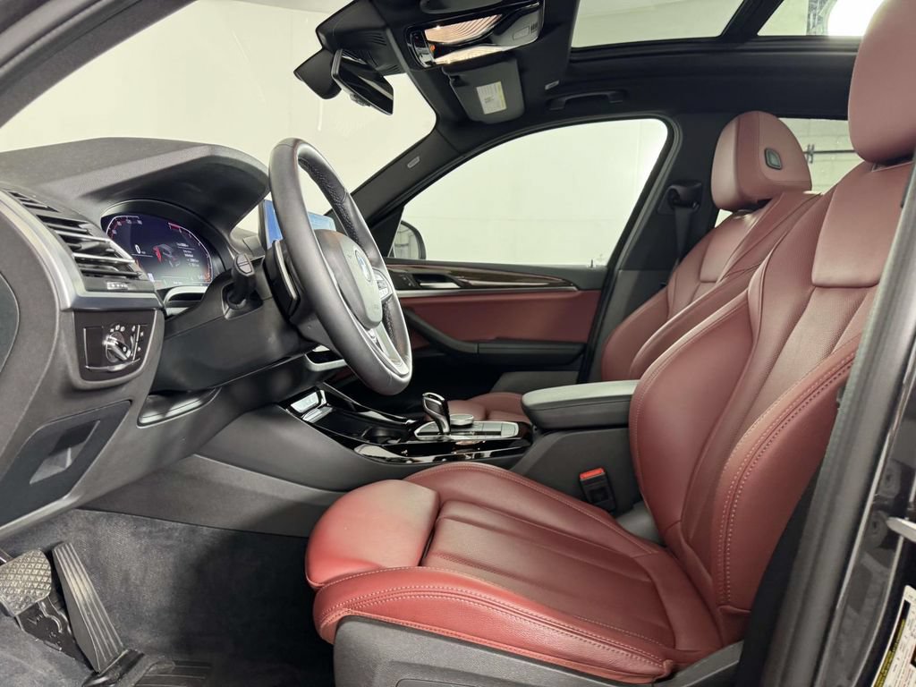 Used 2023 BMW X3 xDrive30i w/ Convenience Package AWD/4WD image 4