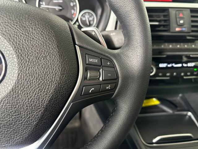 Used 2018 BMW 330i Gran Turismo xDrive image 16