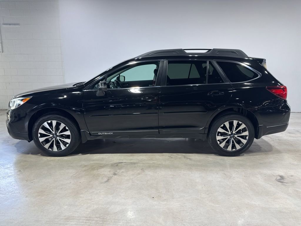 Used 2017 Subaru Outback 2.5i Limited AWD/4WD image 4