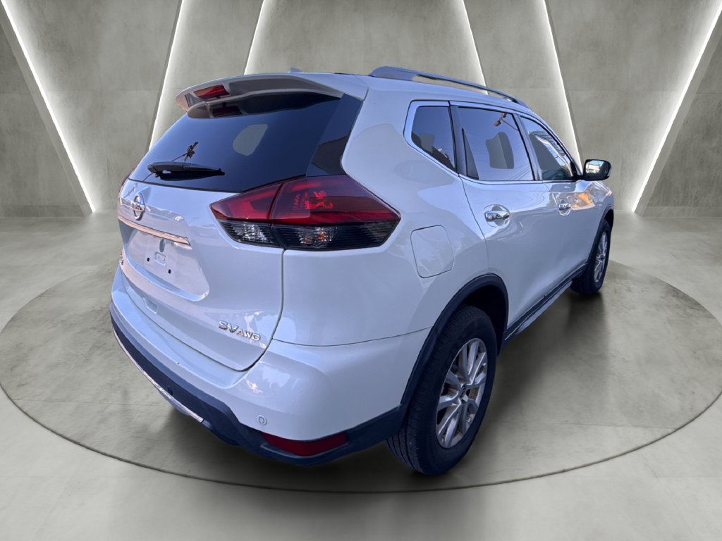 Used 2020 Nissan Rogue SV AWD/4WD image 3