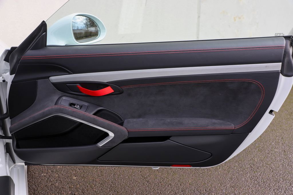 Used 2016 Porsche Cayman GT4 image 43