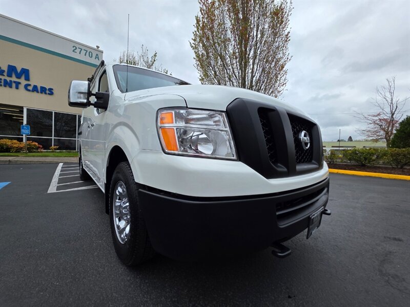 Used 2018 Nissan NV 3500 SL RWD image 10