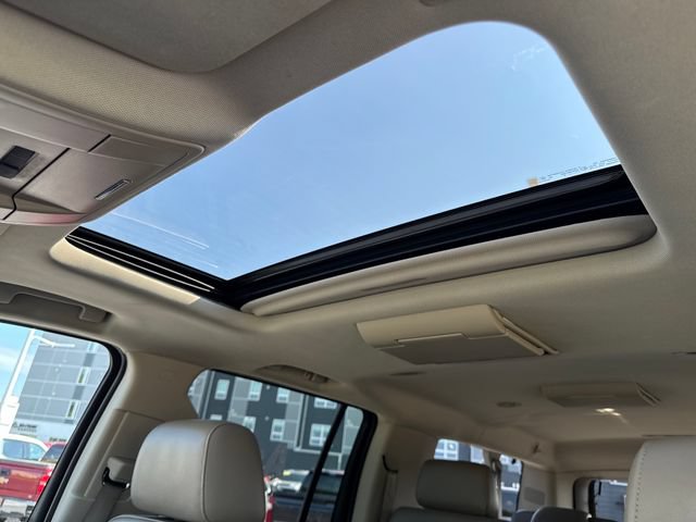 Used 2016 Chevrolet Suburban LTZ AWD/4WD image 22