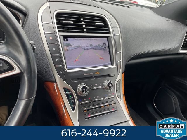 Used 2019 Lincoln Nautilus Select AWD/4WD image 6