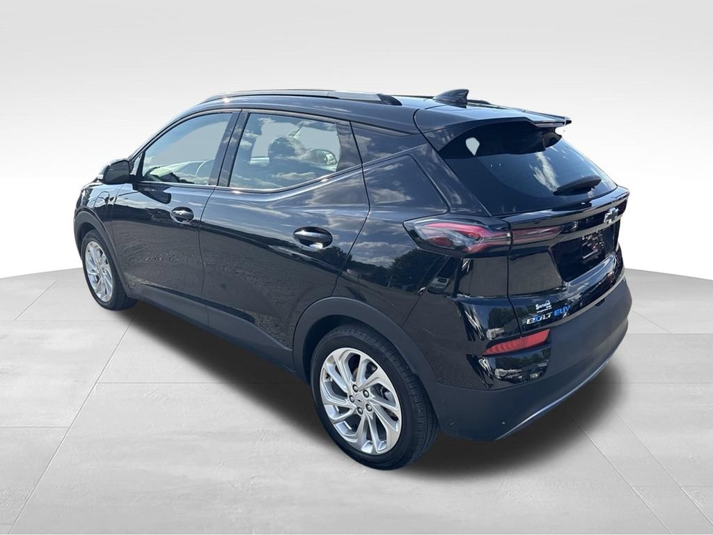 Used 2023 Chevrolet Bolt EUV LT FWD image 3