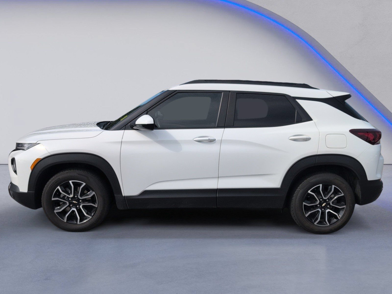 Used 2023 Chevrolet TrailBlazer ACTIV w/ Convenience Package FWD image 5