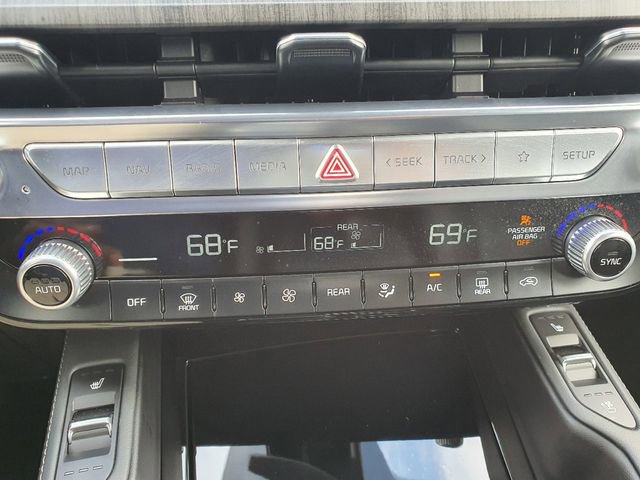 Used 2024 Kia Telluride SX image 17