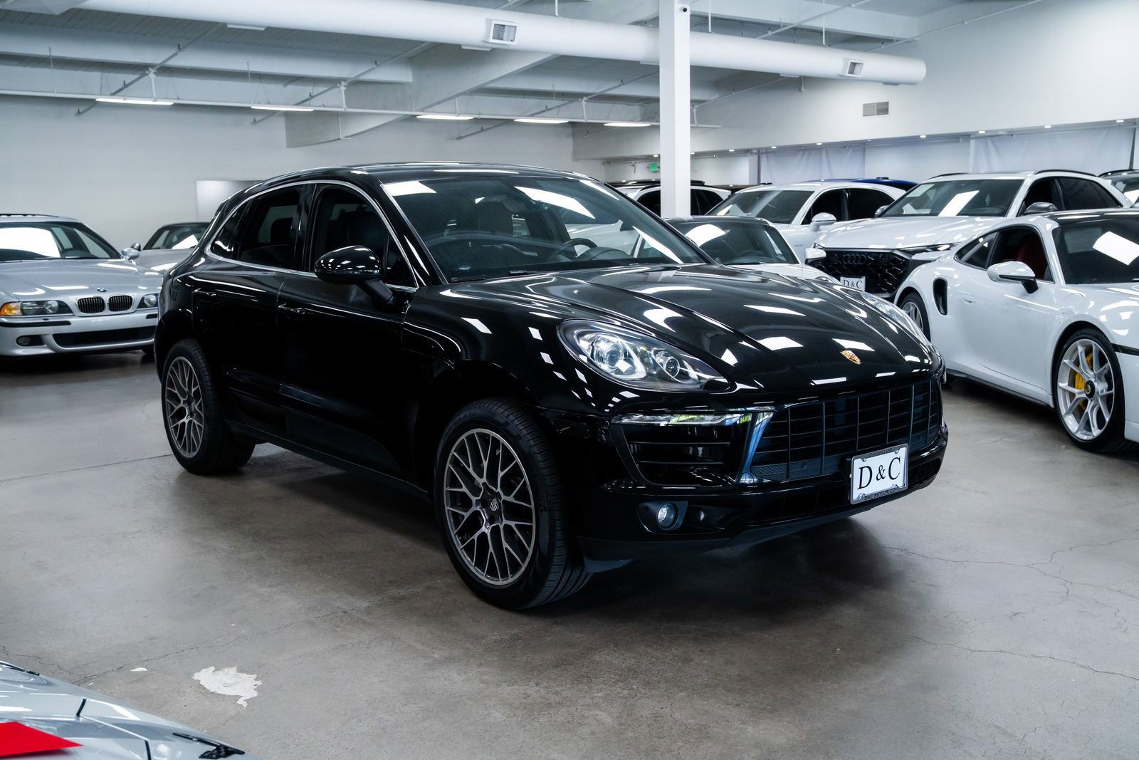 Used 2017 Porsche Macan S AWD/4WD image 27