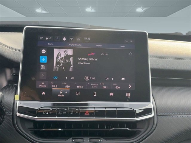 New 2026 Jeep Compass Latitude image 23