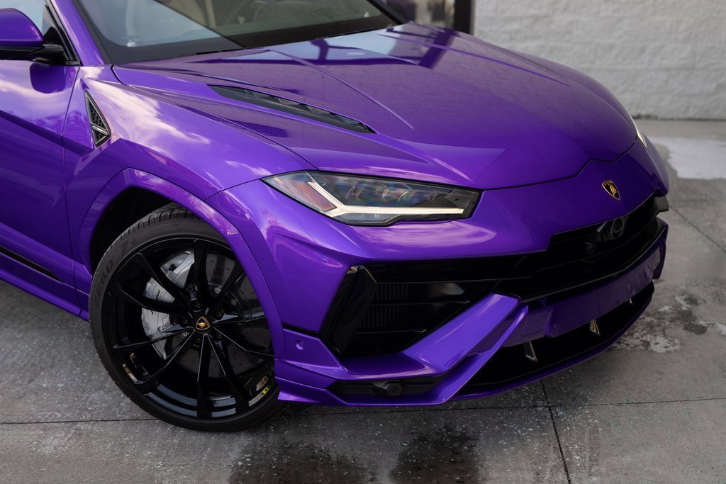 Used 2024 Lamborghini Urus S image 3
