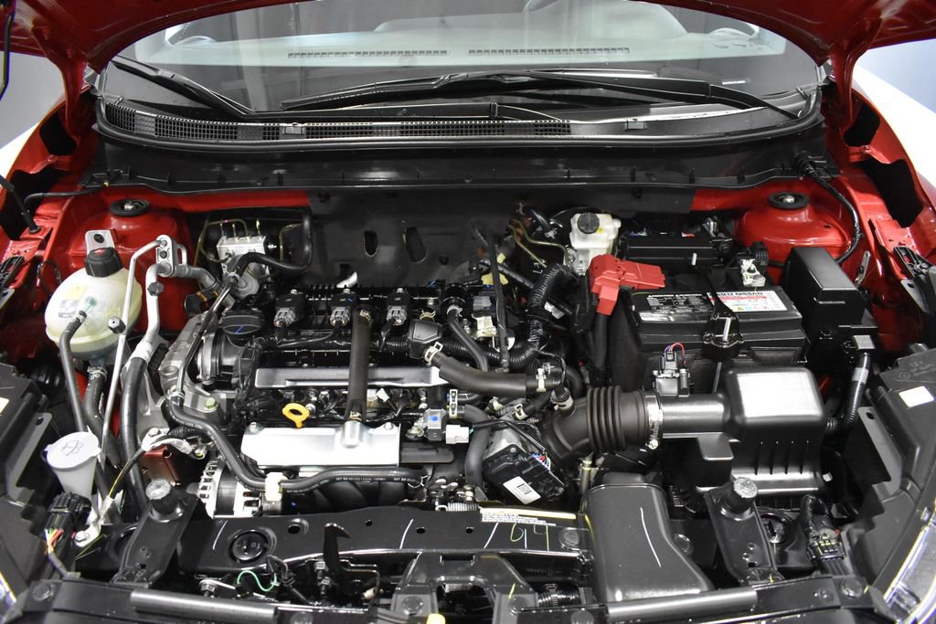 Certified 2023 Nissan Kicks SR FWD image 30