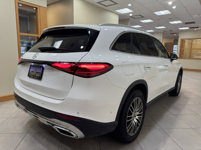 Certified 2025 Mercedes-Benz GLC 300 image 5