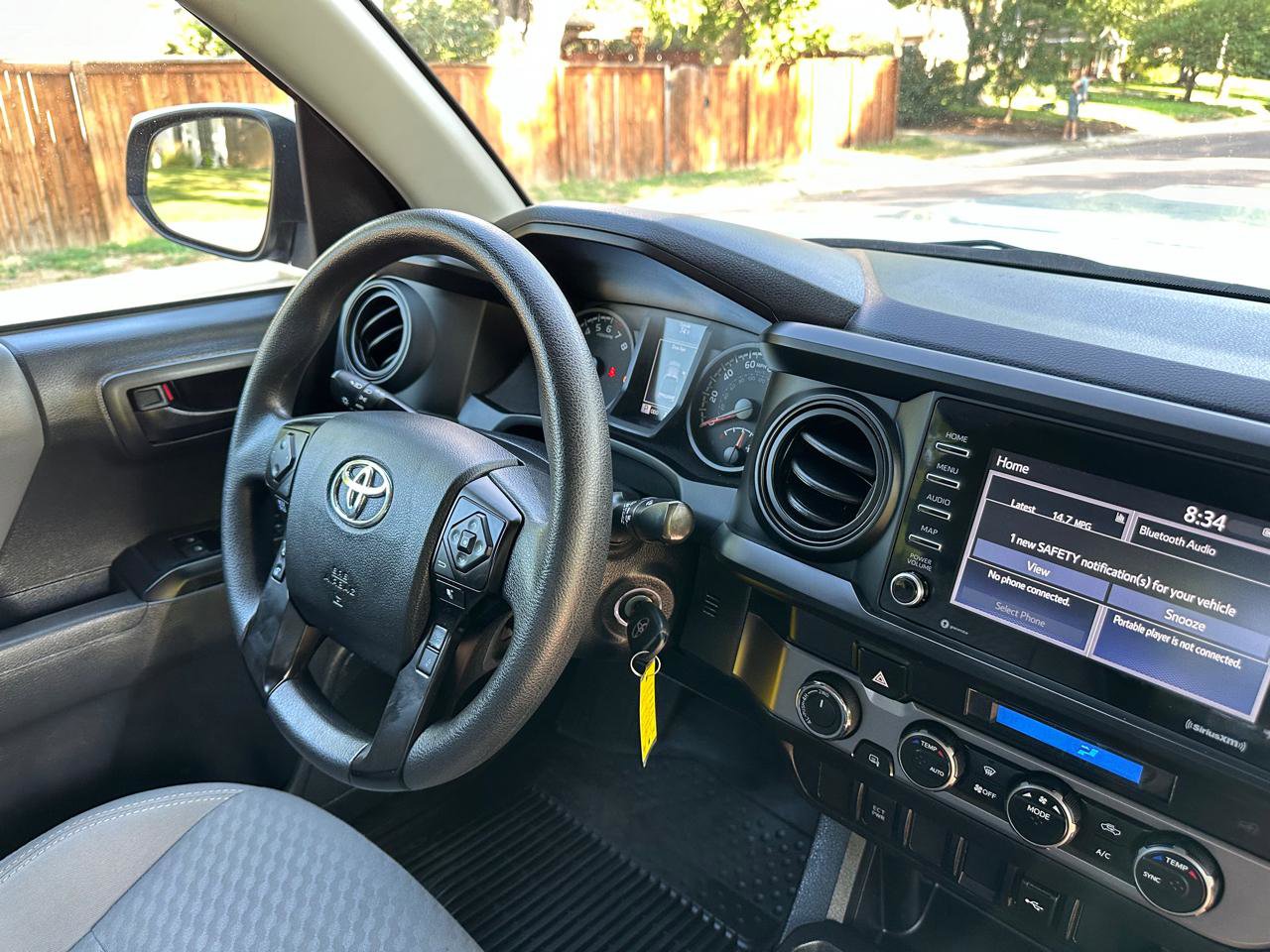 Used 2022 Toyota Tacoma SR AWD/4WD image 28