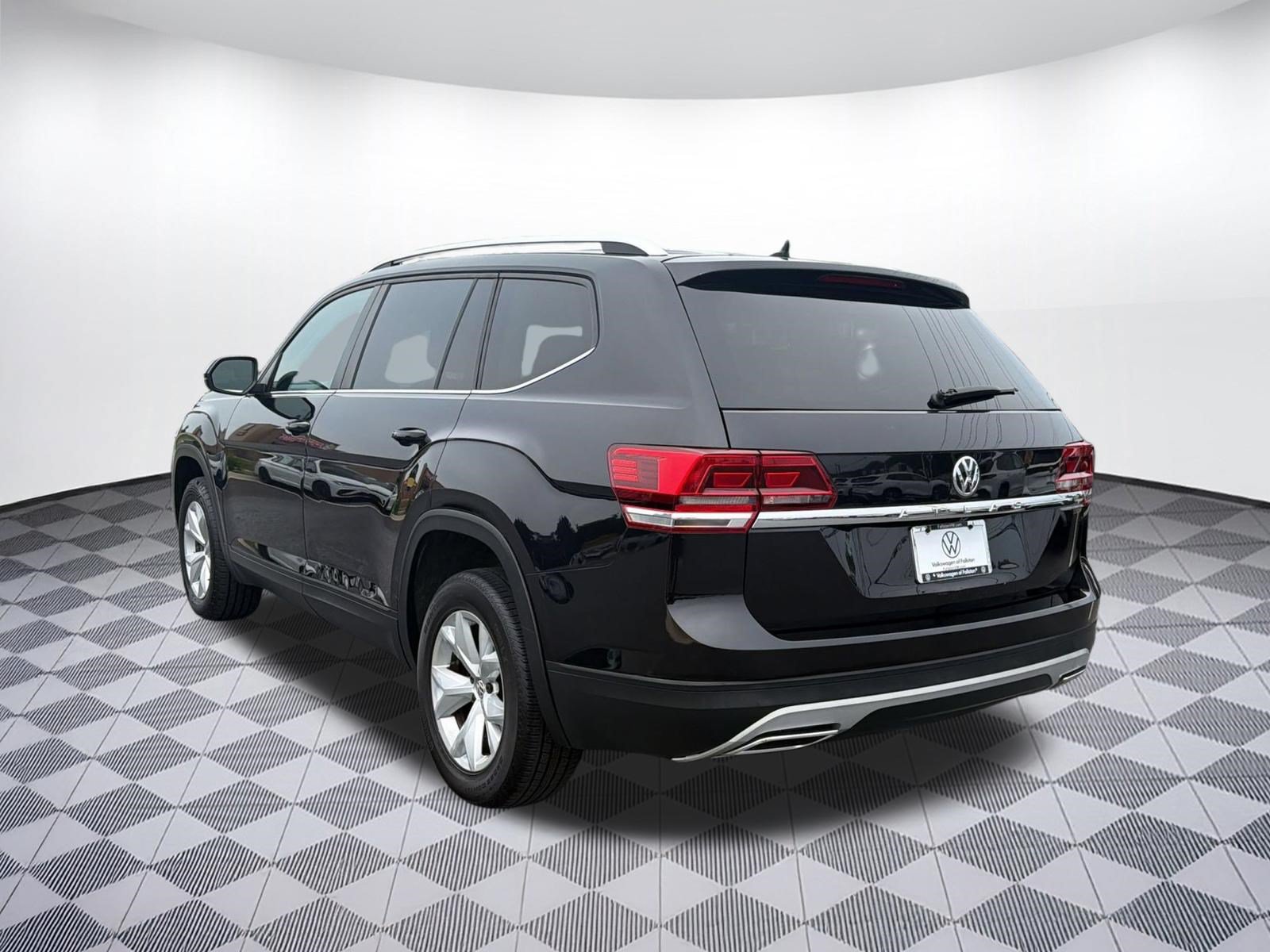 Used 2019 Volkswagen Atlas S FWD image 3