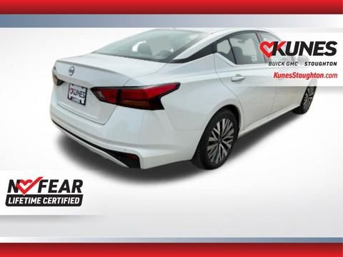 Used 2025 Nissan Altima 2.5 SV FWD image 10