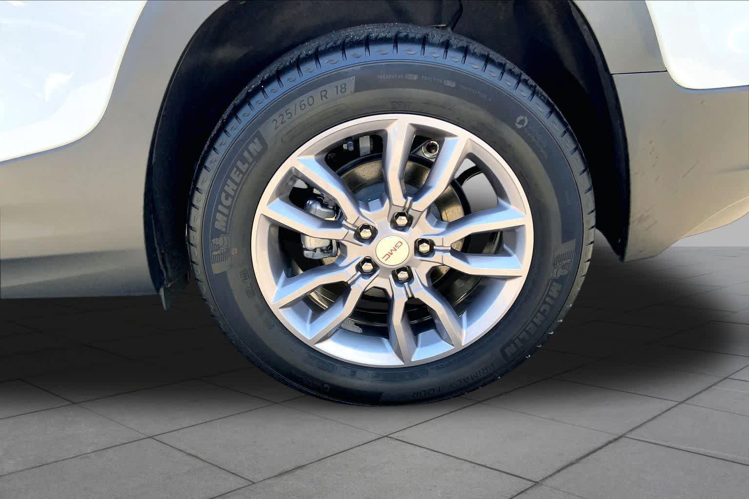 Certified 2023 GMC Terrain SLT AWD/4WD image 11
