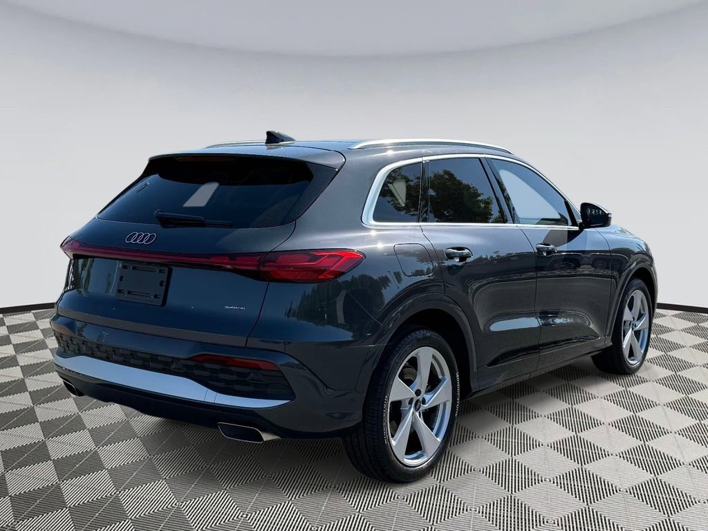 Used 2025 Audi Q5 Prestige AWD/4WD image 2