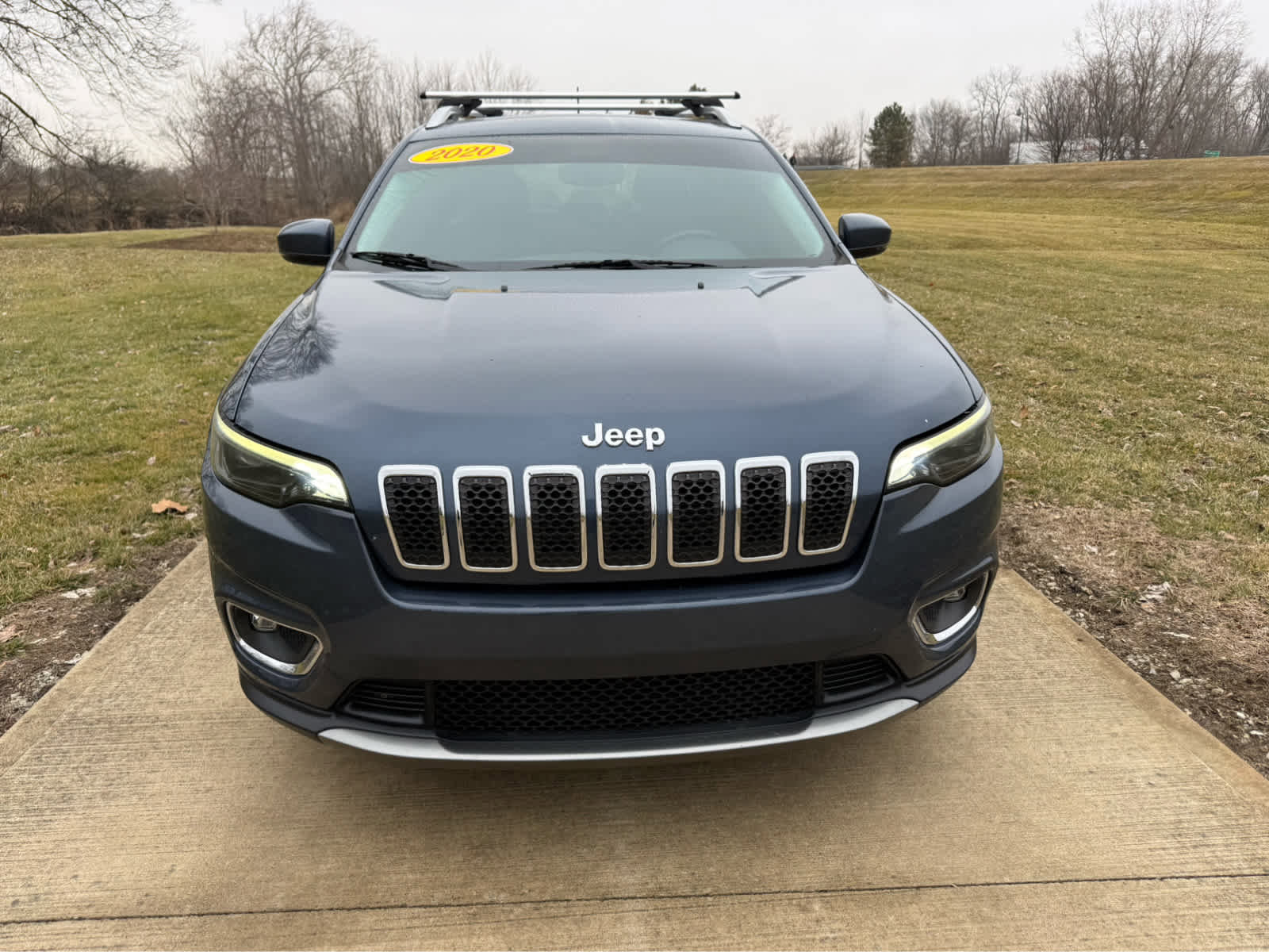 Used 2020 Jeep Cherokee Limited image 10