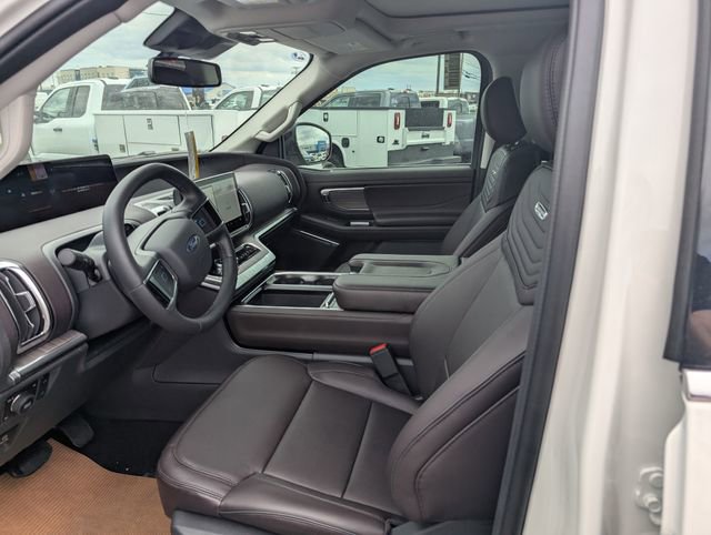 New 2026 Ford Expedition Max Platinum image 13