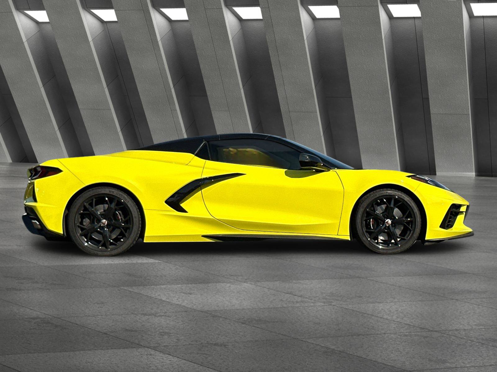 Used 2022 Chevrolet Corvette Stingray Premium Conv w/ Z51 Performance Package RWD image 3
