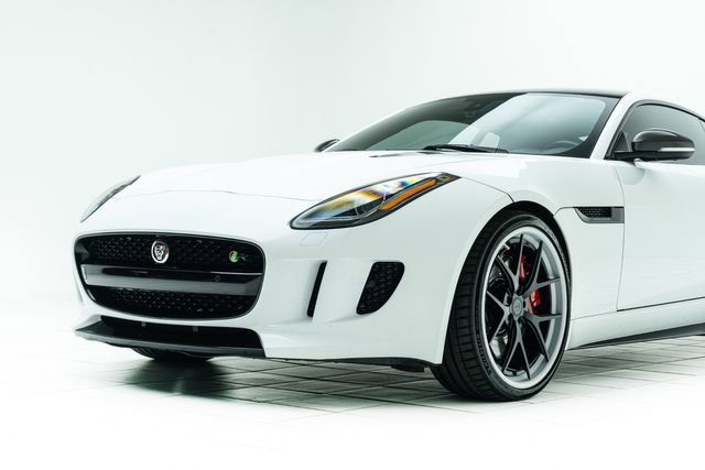 Used 2015 Jaguar F-TYPE R RWD image 10