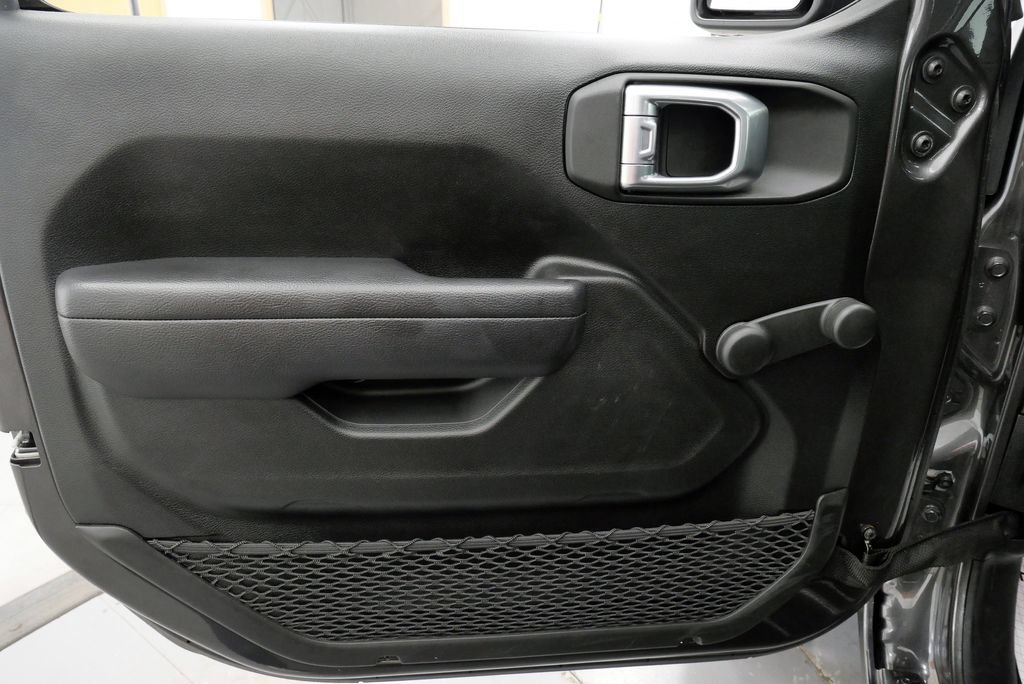 Used 2024 Jeep Wrangler Sport AWD/4WD image 12