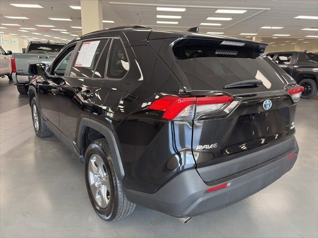 Certified 2024 Toyota RAV4 LE AWD/4WD image 5