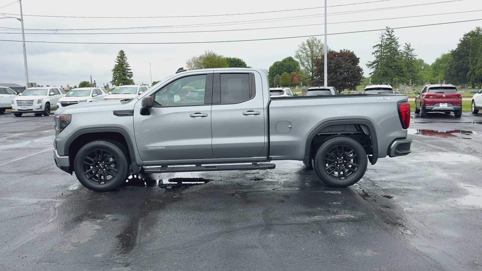 Used 2023 GMC Sierra 1500 Elevation AWD/4WD image 5
