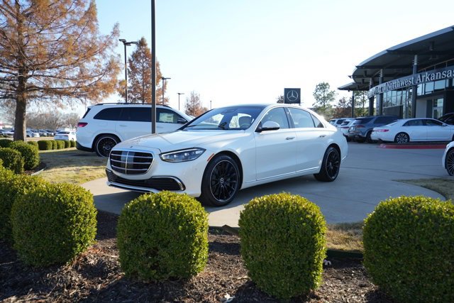 Certified 2023 Mercedes-Benz S 500 4MATIC image 3