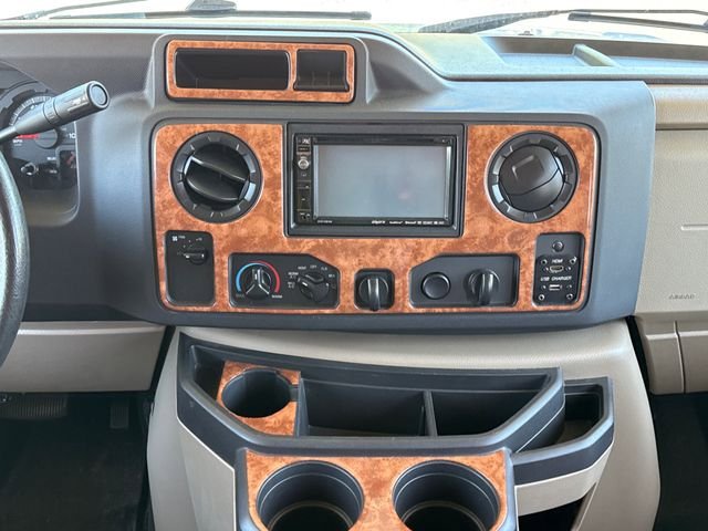 Used 2016 Ford E-450 and Econoline 450 Super Duty w/ Motorhome Prep Package RWD image 11