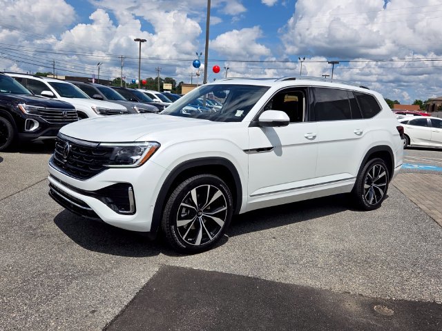 New 2026 Volkswagen Atlas SEL Premium R-Line AWD/4WD image 3