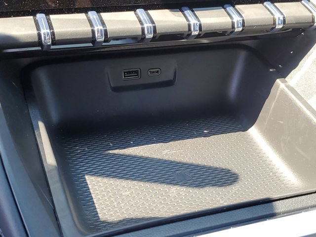 New 2026 GMC Terrain Elevation w/ Elevation Premium Package AWD/4WD image 18