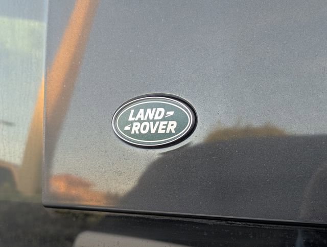 Used 2023 Land Rover Defender 130 SE AWD/4WD image 12