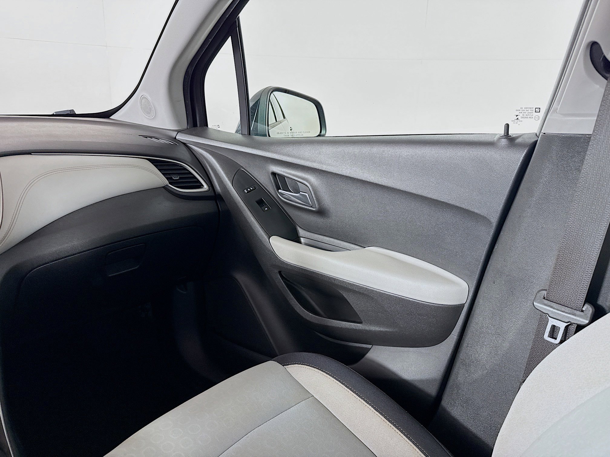 Used 2020 Chevrolet Trax LS image 26