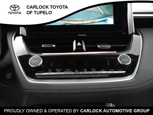 Used 2025 Toyota Corolla Cross XLE w/ Convenience Package AWD/4WD image 13