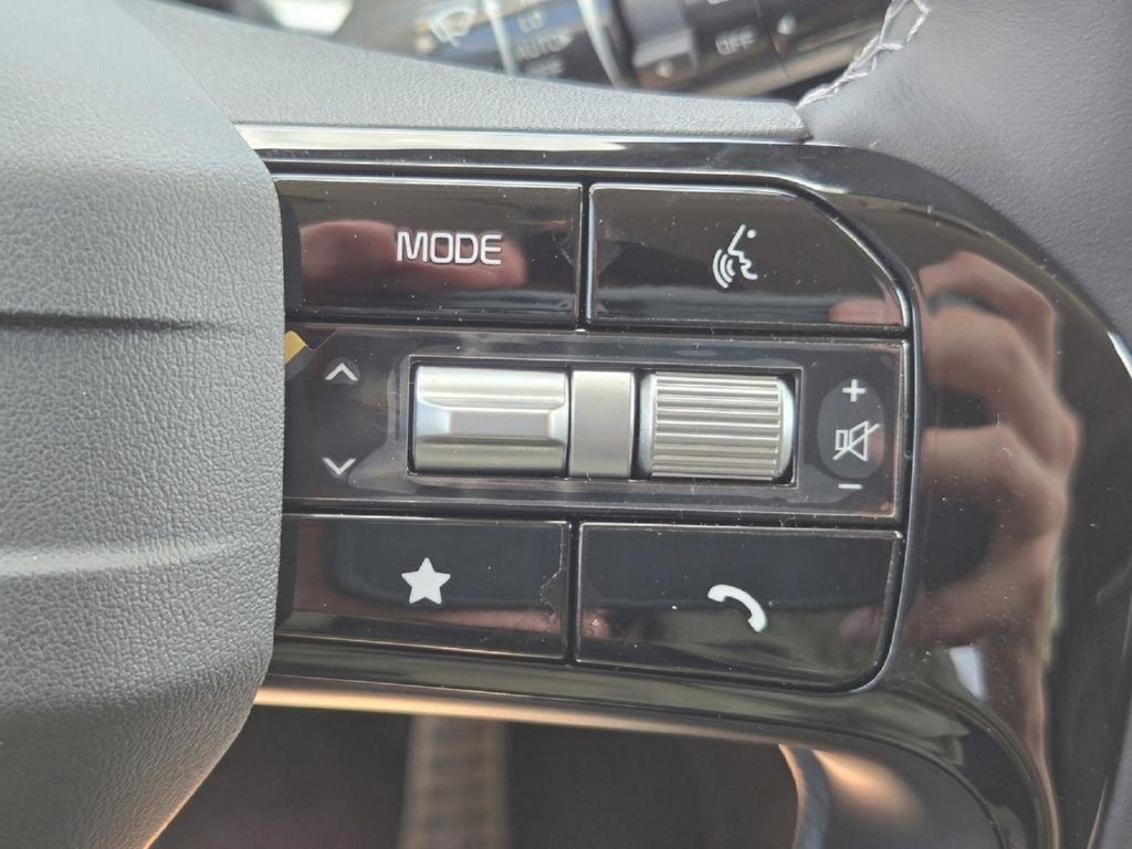 New 2026 Kia Sorento SX AWD/4WD image 25