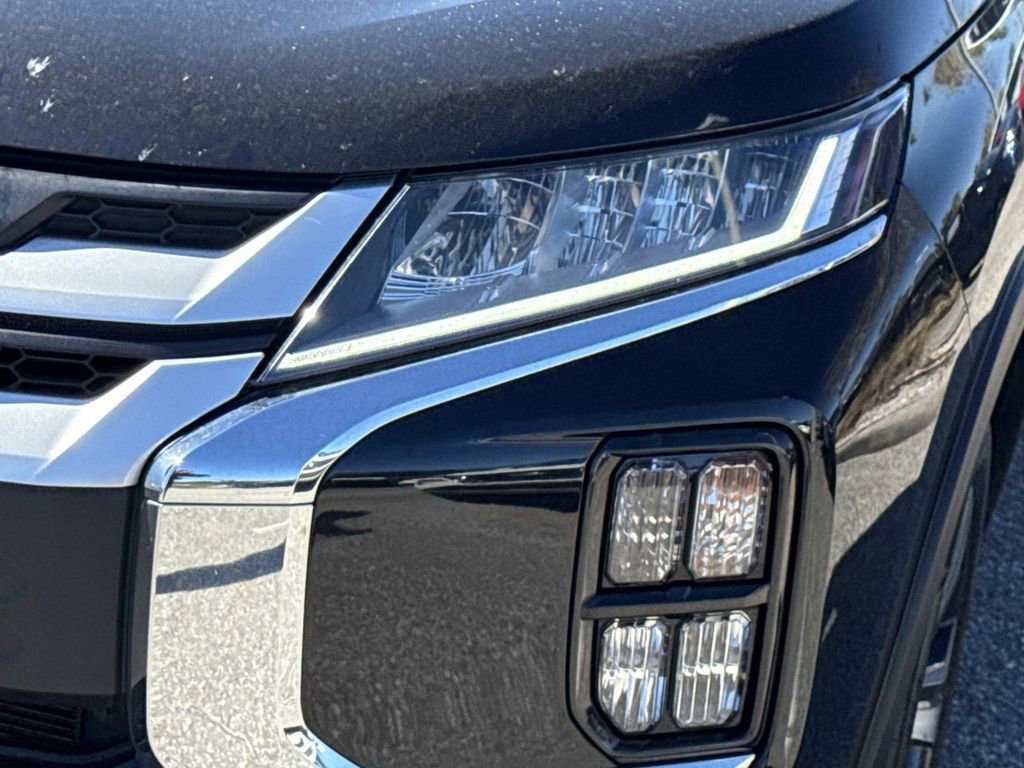 Used 2021 Mitsubishi Outlander Sport 2.0 ES image 10