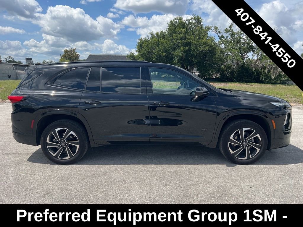 Used 2025 Buick Enclave Sport Touring w/ Power Package FWD image 2