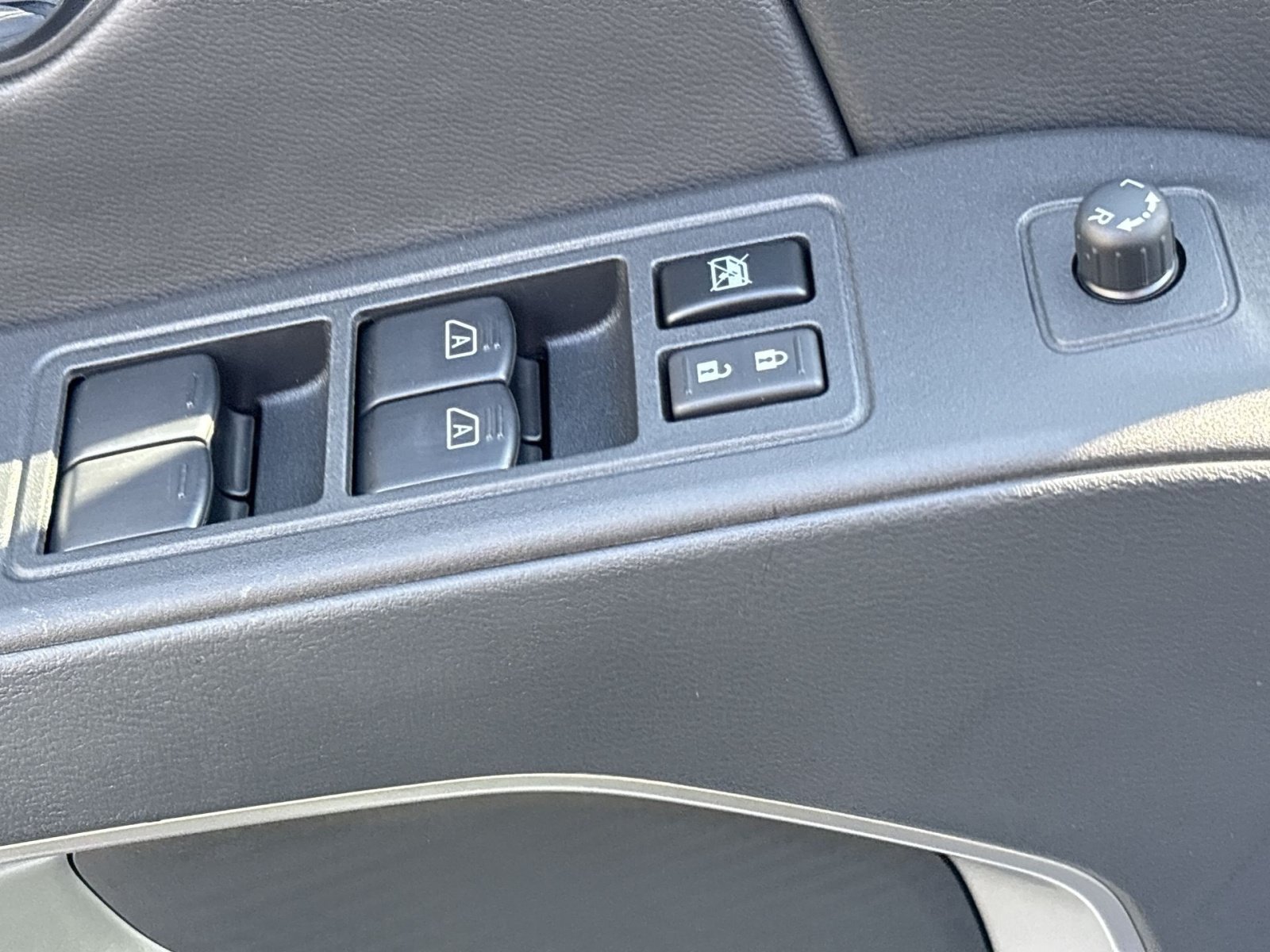 Used 2026 Nissan Frontier SV AWD/4WD image 15
