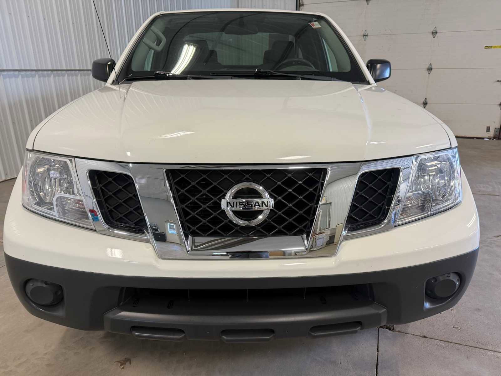 Used 2019 Nissan Frontier S RWD image 3