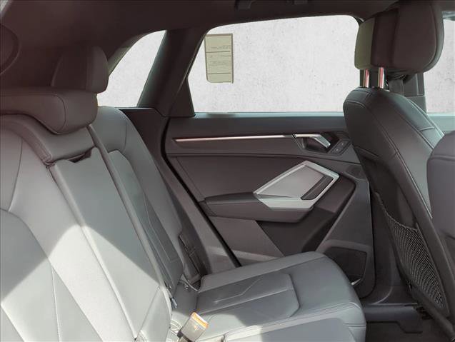 Used 2023 Audi Q3 2.0T Premium image 20